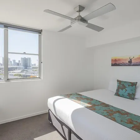 Eastwood 5*