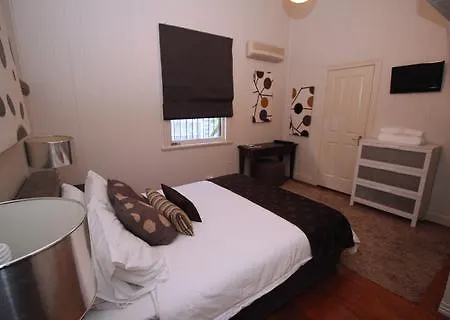 One Thornbury Bed & Breakfast 4*