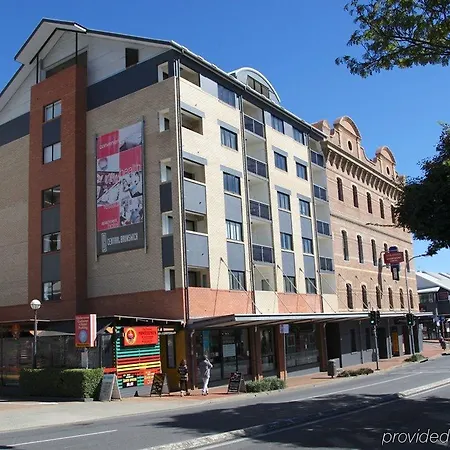 Brunswick 4* Brisbane
