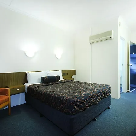 Airway Motel 4*