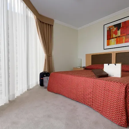 Mantra On Mary Aparthotel 4*
