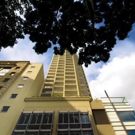 Oaks Lexicon Aparthotel