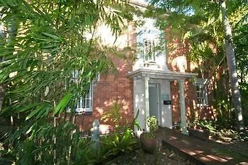 Edward New Fam Bed & Breakfast 4*