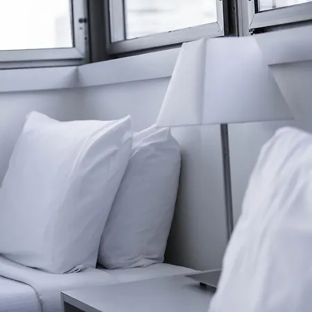 George Brisbane, Independent Collection By Evt Hotel Brisbane