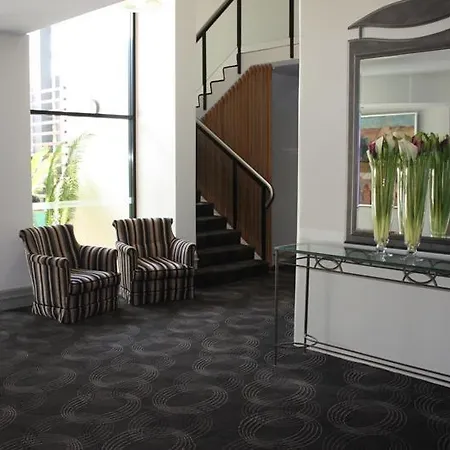 Airport International 4* Brisbane