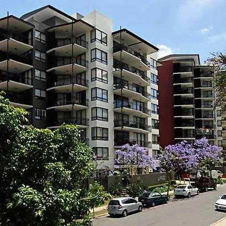 Aparthotel The Docks On Goodwin Brisbane