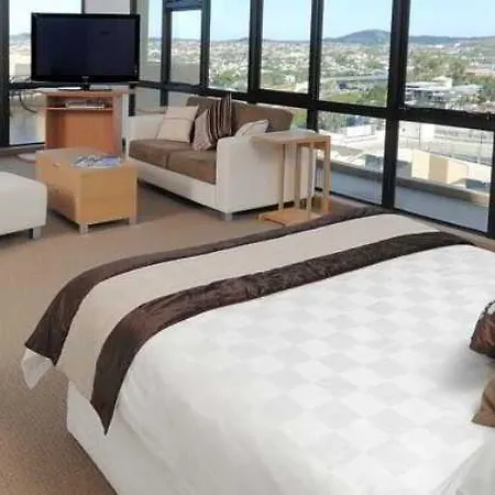 Aparthotel Hillcrest 4*