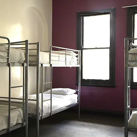 Hotel Nations 2*