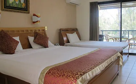 Motel Novena Palms 4*