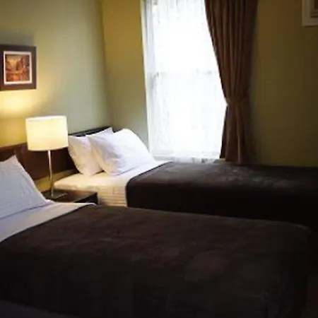 Motel Airport 3*
