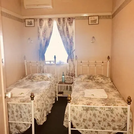 Annie's Shandon Bed & Breakfast Brisbane