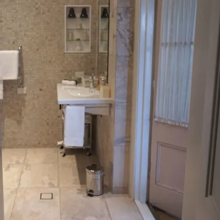 Bed & Breakfast Milton 4*