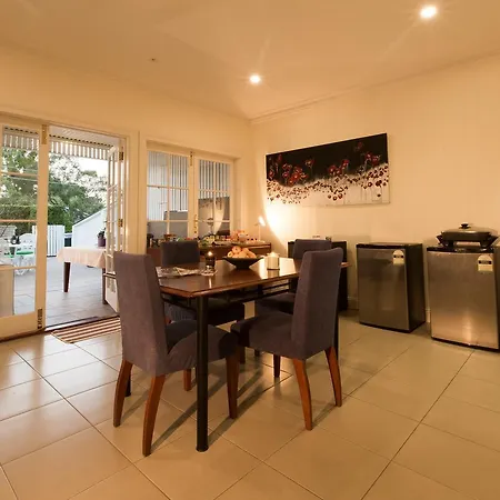 Wilston Village B&B Bed & Breakfast 4*