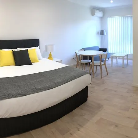Wynnum Anchor Motel 4*