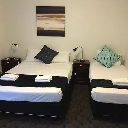 Southbank 3*