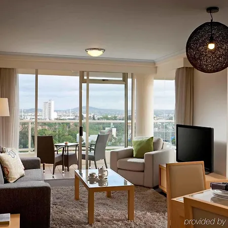 Aparthotel The Sebel Quay West
