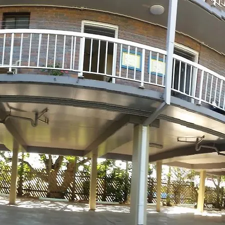 Motel Holland Park 3*