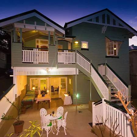 Bed & Breakfast Wilston Village B&B 4*