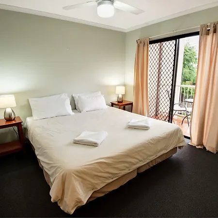 Aparthotel Spring Hill Gardens 4*