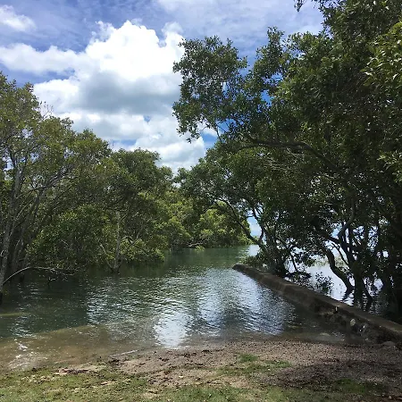 Absolute Waterfront Holiday home Brisbane