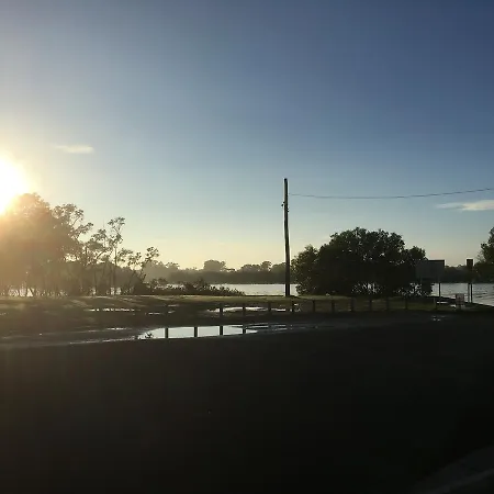 Holiday home Absolute Waterfront Brisbane