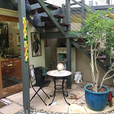 Chapel Woods Bed & Breakfast Brisbane