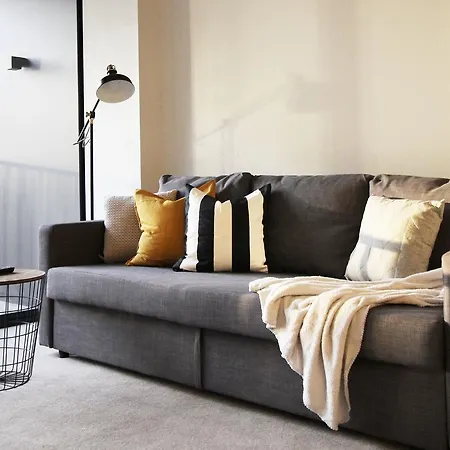Apartment Queen St