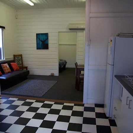 Bluetongue Backpackers * Brisbane