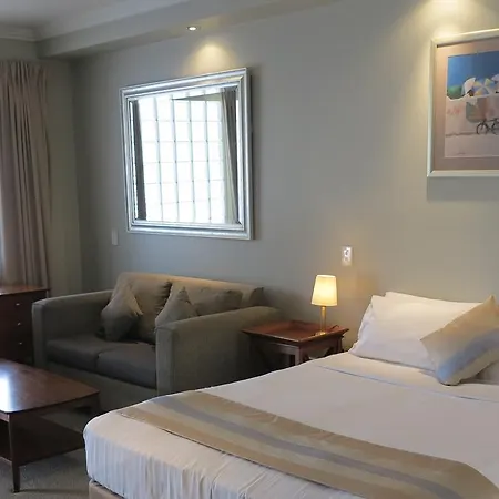 Shangri-la Gardens 4* Brisbane