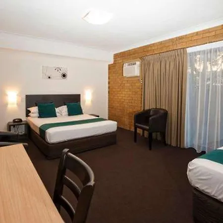 Motel Airport Admiralty 3*