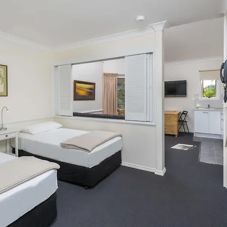 Rivercity Gardens Hotel *