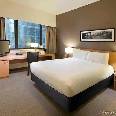 Indigo Centre By Ihg Hotel 5*