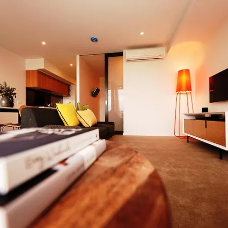 Vine South Aparthotel 5*