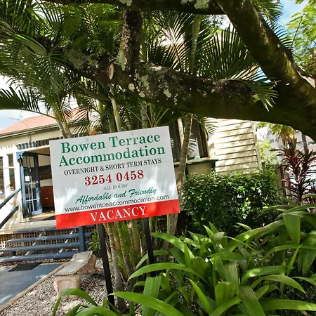 Bowen Terrace 3* Brisbane