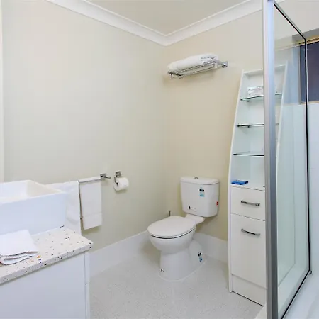 Western Gregory Terrace 4*