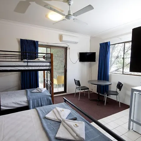Buranda Motel 3*