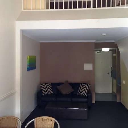 Toowong & Aparthotel