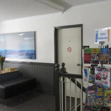 Aparthotel Toowong & 3*