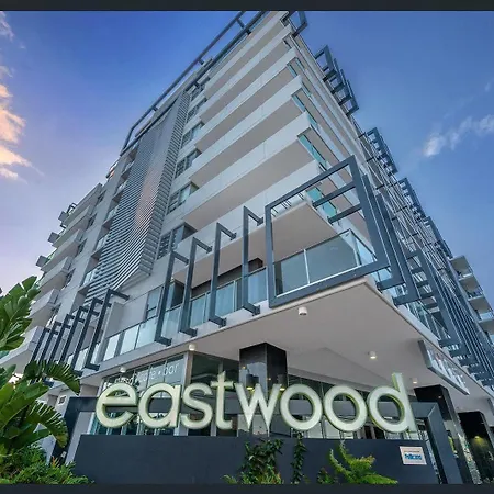 Aparthotel Eastwood 5*