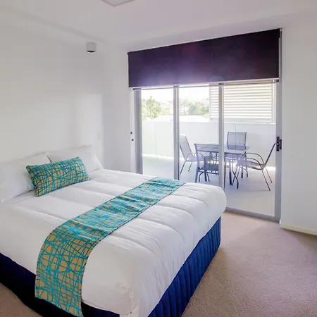 Eastwood 5*