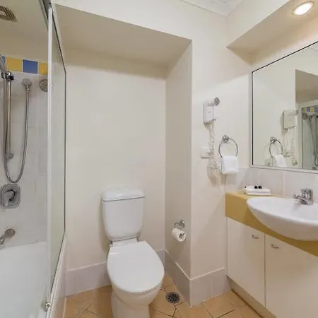 Aparthotel West End 4*