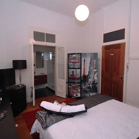 Bed & Breakfast One Thornbury 4*