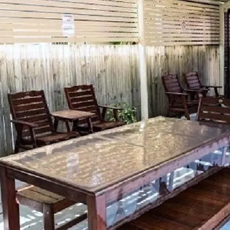 Garden Motor Motel 3*
