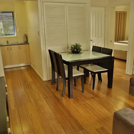 Kangaroo Point Aparthotel 3*