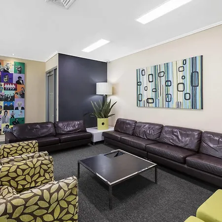 Oaks Festival Aparthotel Brisbane