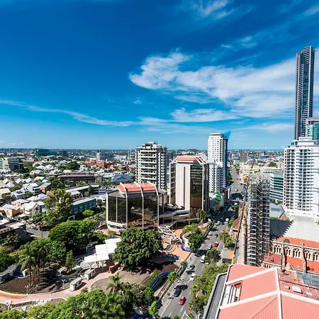 Oaks Lexicon Aparthotel Brisbane