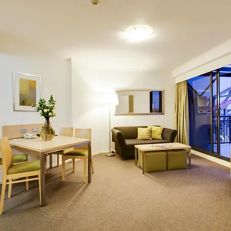 Adina Aparthotel 4*