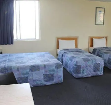 Hamilton Motor Motel