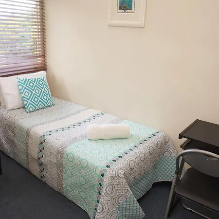 Hostel Ellie's *