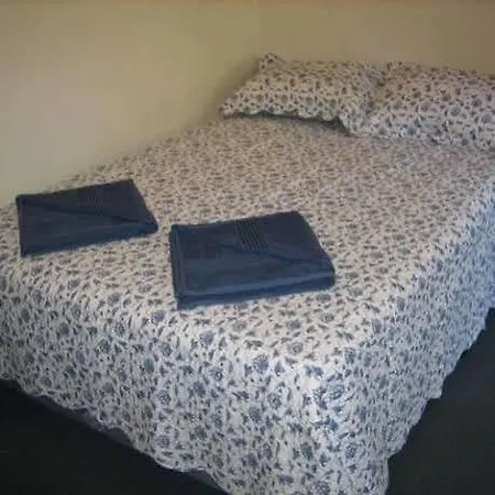 Ellie's Hostel *